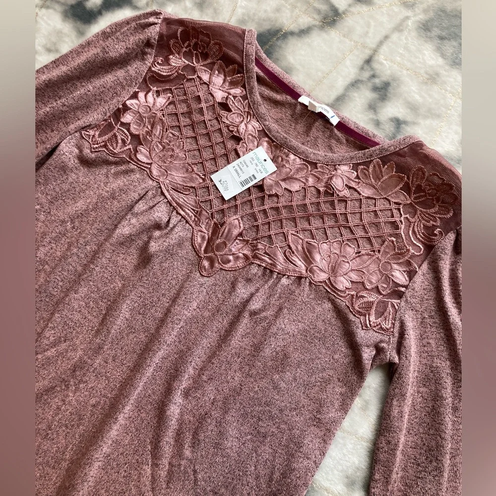 Maurices Long Sleeve Top - Picture 2 of 9